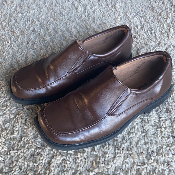 Boys brown loafer dress shoes - Picture 1 of 5